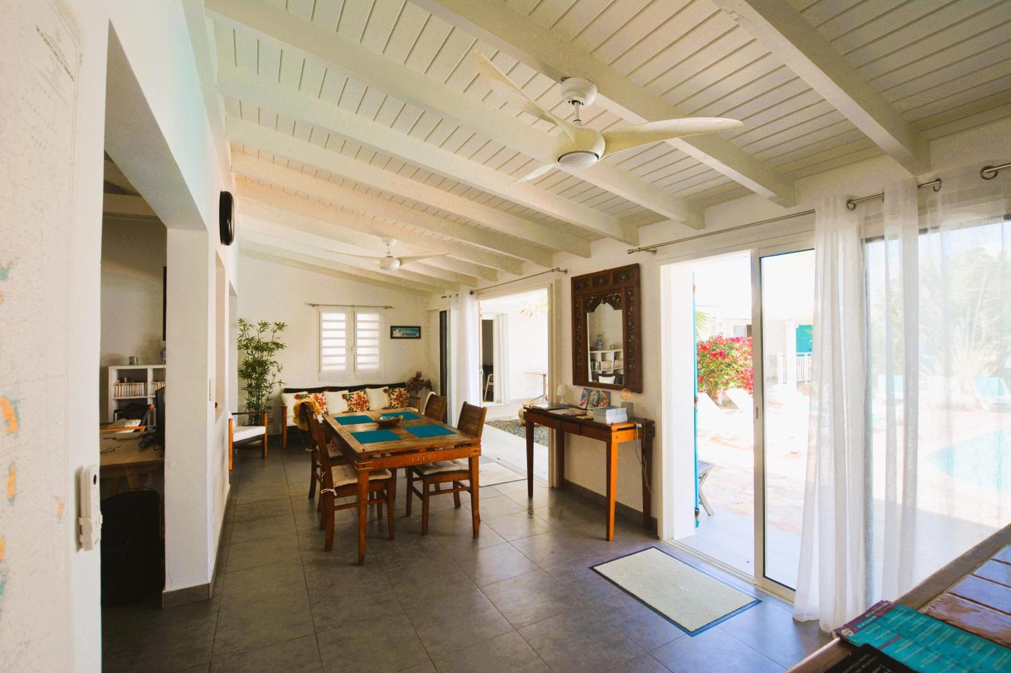 Tiko Lodge Sxm Quarter of Orleans Bilik gambar